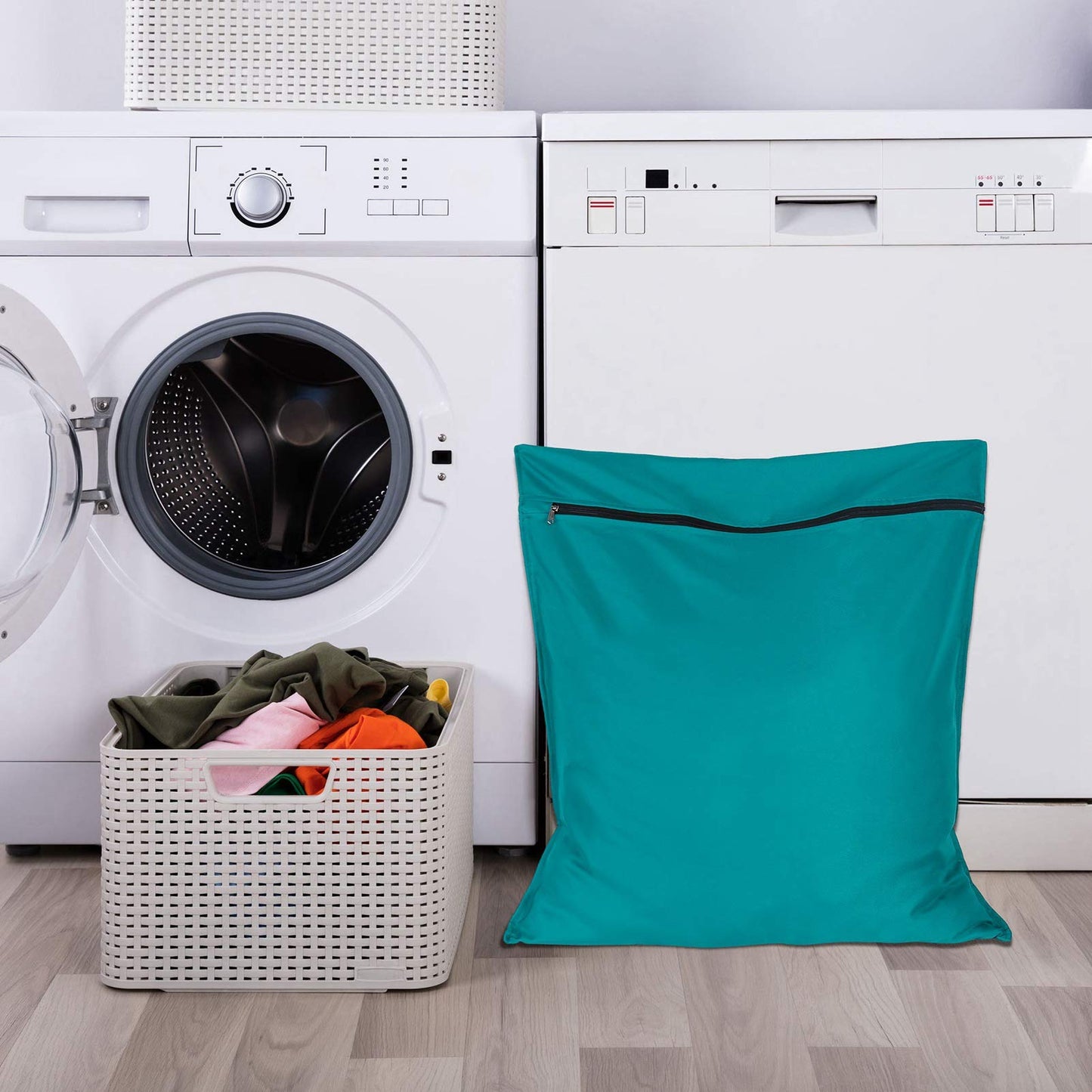 Dog Laundry Bag – Prevents Hair Clogs &amp; Protects the Washing Machine (Large Size) 